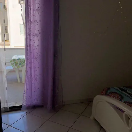 Glamour Apartment